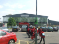school children arriving