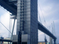 lift to footbridge